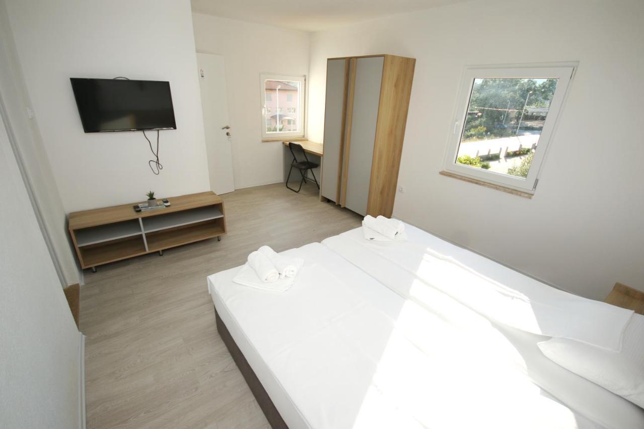 Nacional Motel Требине Екстериор снимка