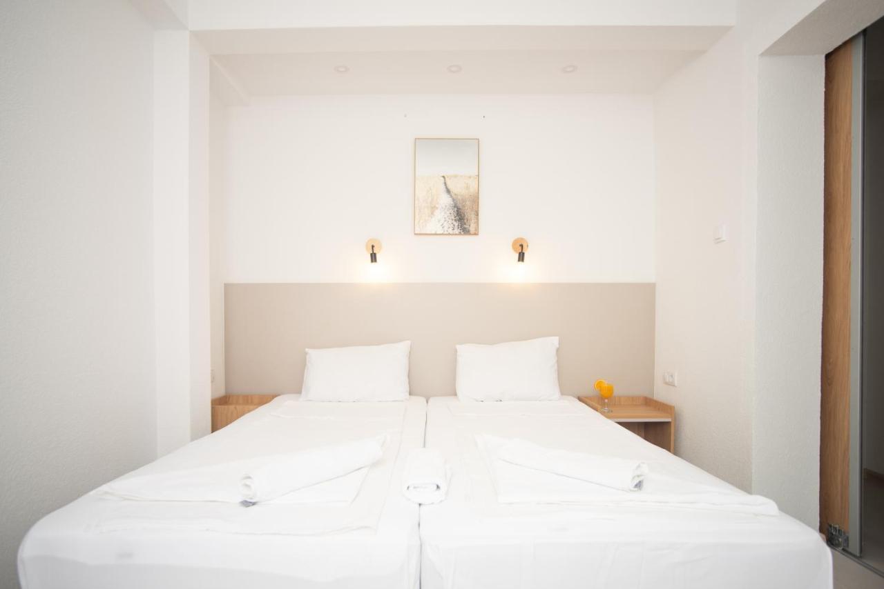Nacional Motel Требине Екстериор снимка