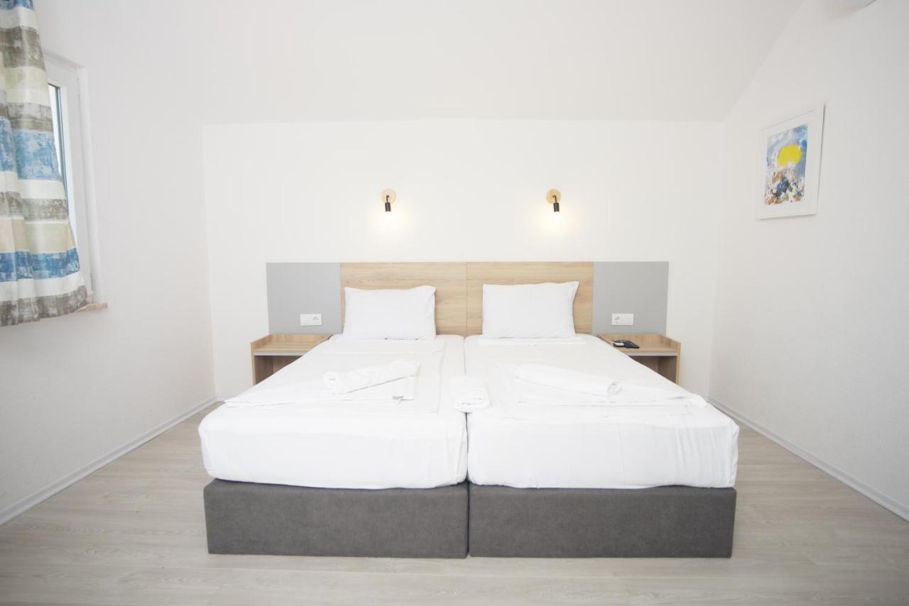 Nacional Motel Требине Екстериор снимка