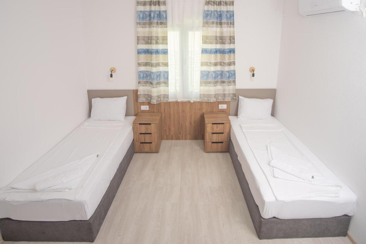 Nacional Motel Требине Екстериор снимка