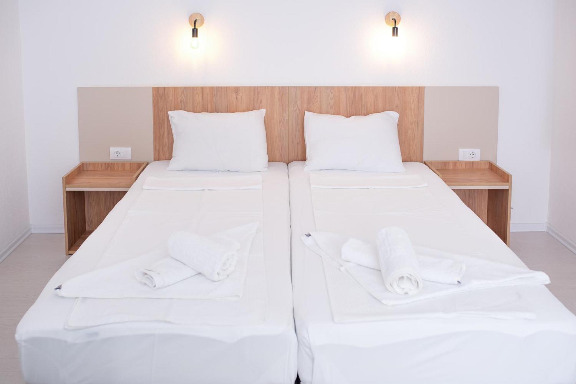 Nacional Motel Требине Екстериор снимка